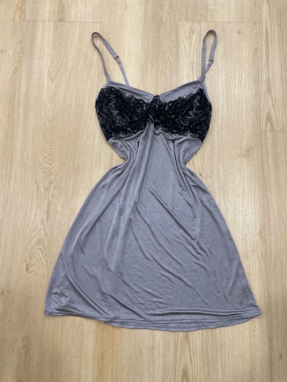 Josie Natori taupe slip dress with black lace detail size Medium